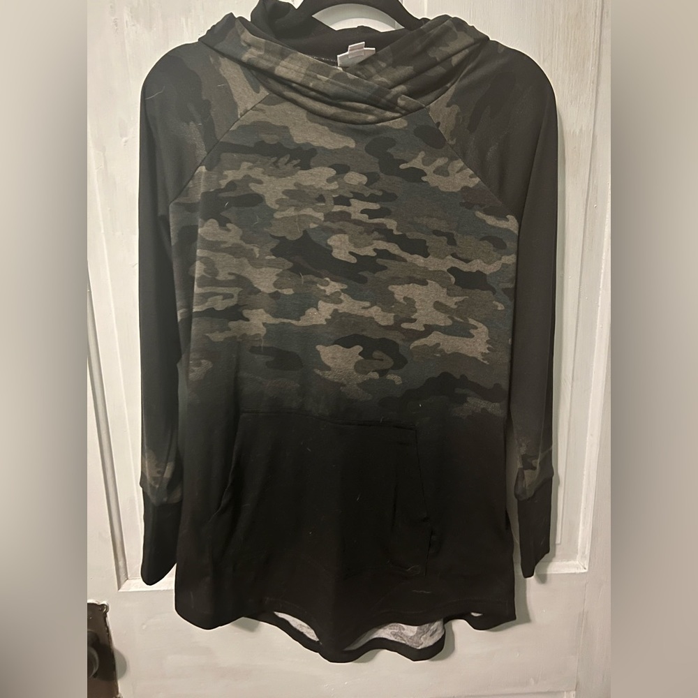 Lightweight Hoodie